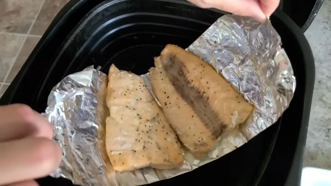 use foil in air fryer